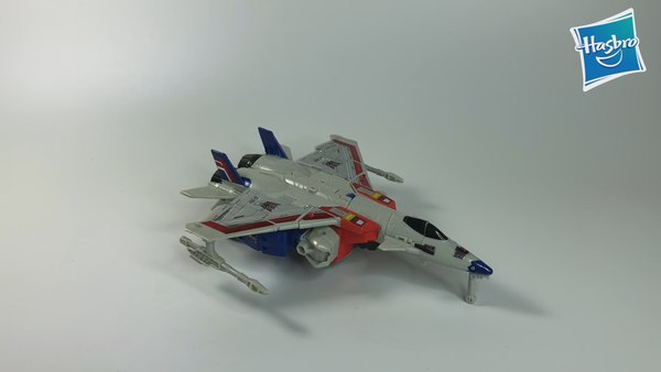 Power Of The Prime Starscream Voyager In Hand Look With Video And Screencaps 28 (28 of 50)